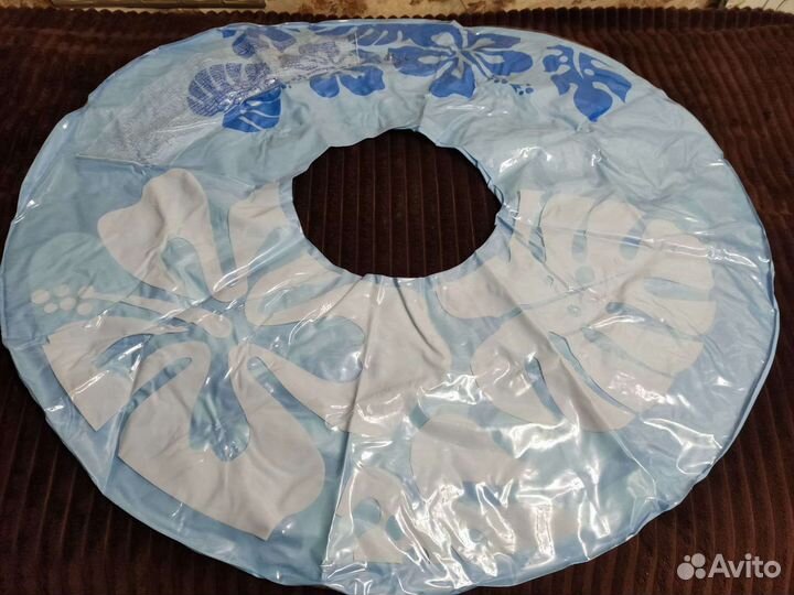 Надувной круг для плавания