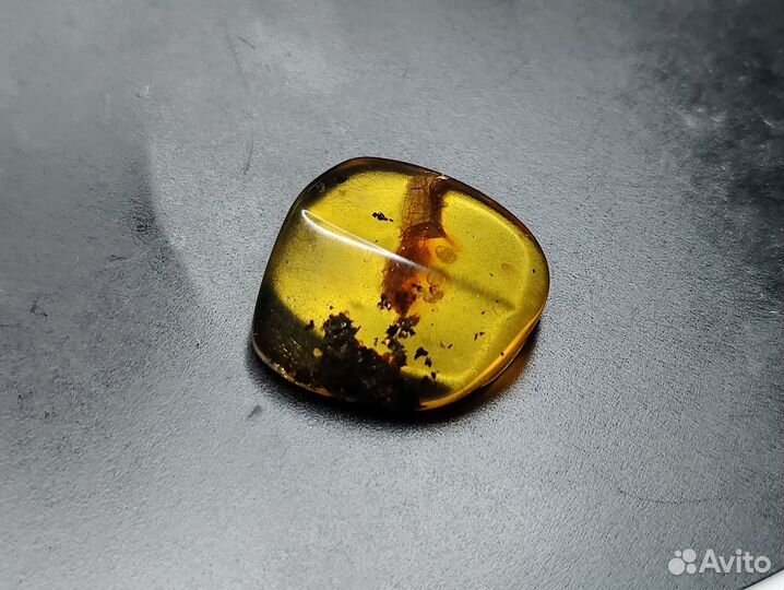 Доминиканский янтарь