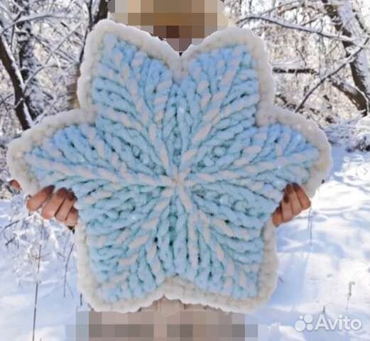 Подушка-снежинка