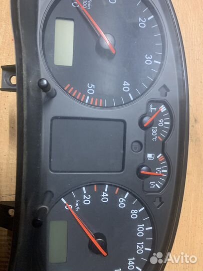 Панель приборов vw passat B5 1.9 DT