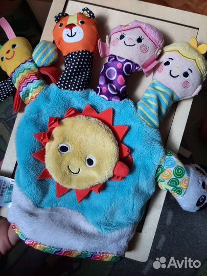 Игрушка перчатка mothercare