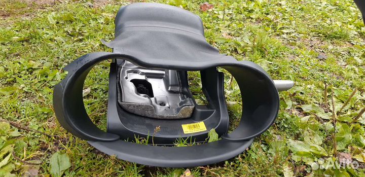 Рамка приборной панели с кожухом Kia Rio 4