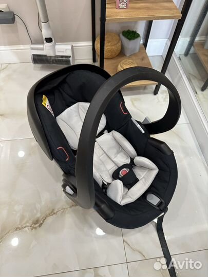 Коляска прогулочная Stokke xplory X
