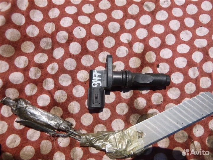 Датчик положения коленчатого вала Lexus Ls600Hl