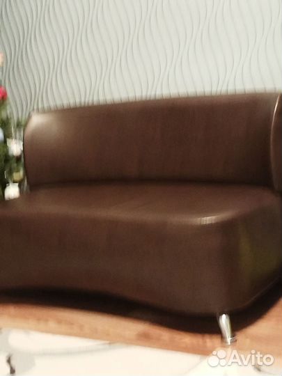 Маленький диванчик