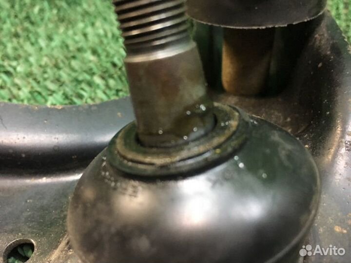 Рычаг подвески передний левый Mazda Mazda 6 GG