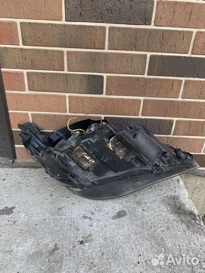 Фара левая передняя бмв е60 с дефектами