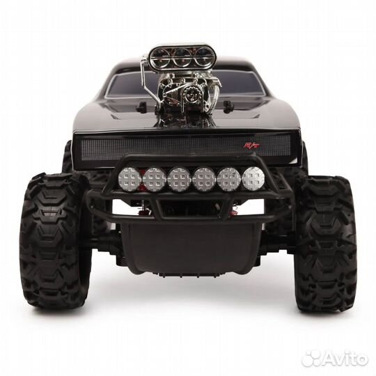 Машинка на радиоуправлении большая