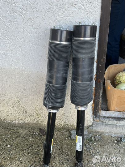 Стойки мерседес 220