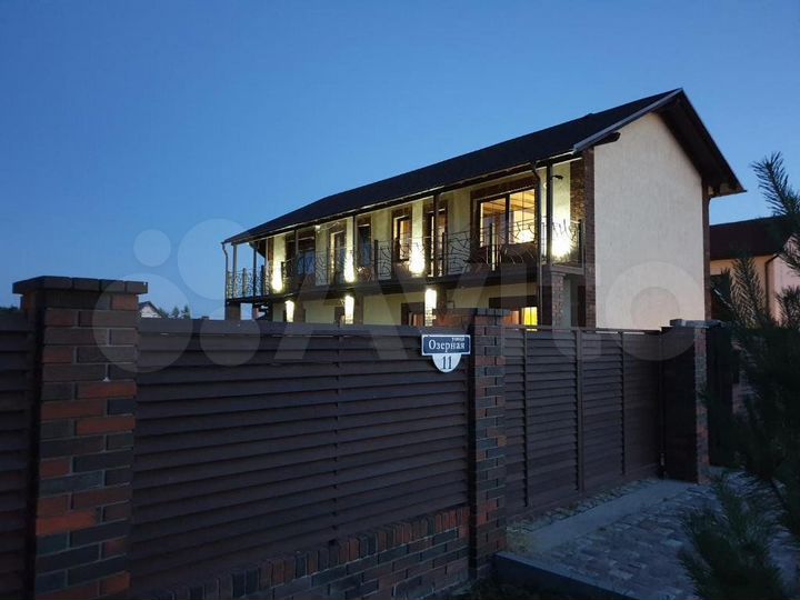 Дом 200 м² на участке 2 сот.