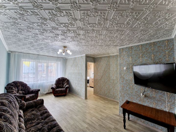 2-к. квартира, 42 м², 1/5 эт.