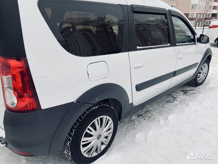 LADA Largus 1.6 МТ, 2017, 146 000 км