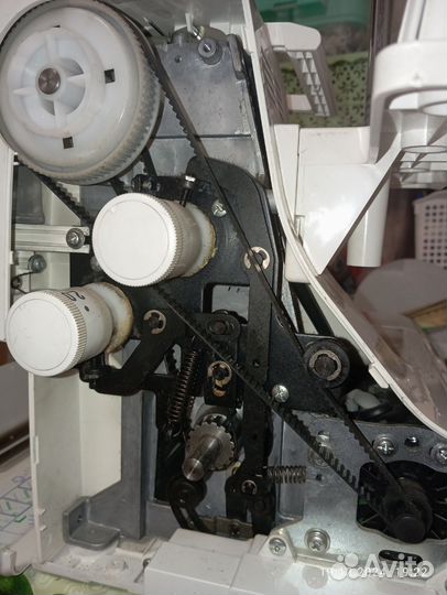 Распошивальная машина Elna 444