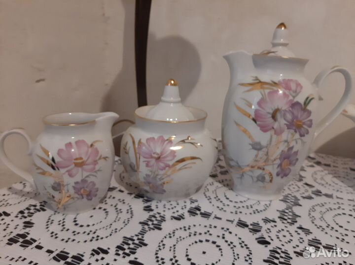 Кофейник, молочник, сахарница