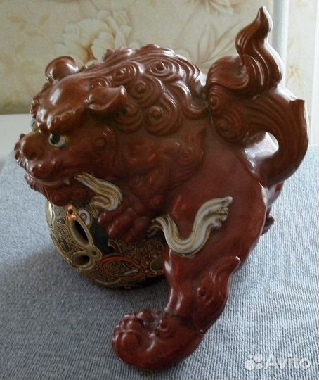 Керамическая фигура Комаину