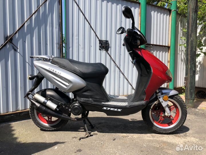 Скутер Stels 50