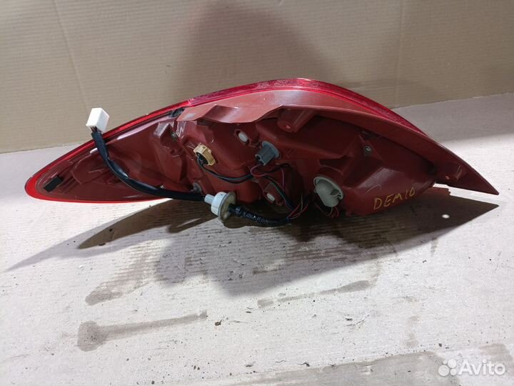 Стоп mazda 2 2013 год