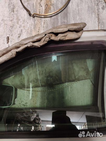 Стёкла передних дверей