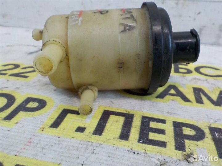 Бачок гидроусилителя Hyundai Sonata IV (EF) 1998