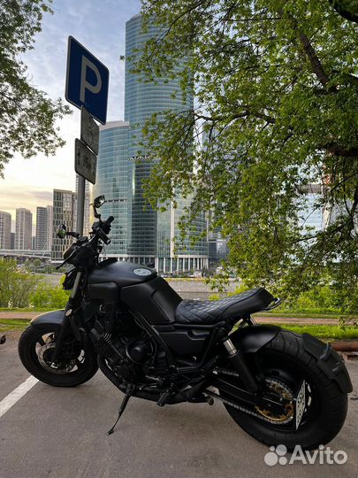 Yamaha FZX 750 custom