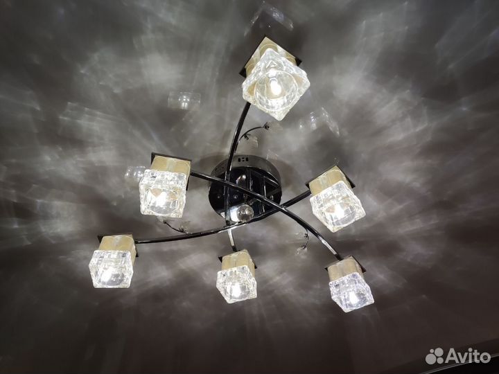Люстра потолочный светодиотной лампочкой