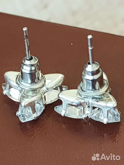 Серьги с фианитами. Серебро 925