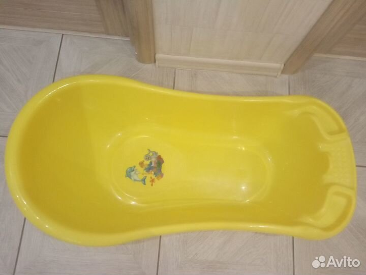 Ванночка детская для купания с горкой