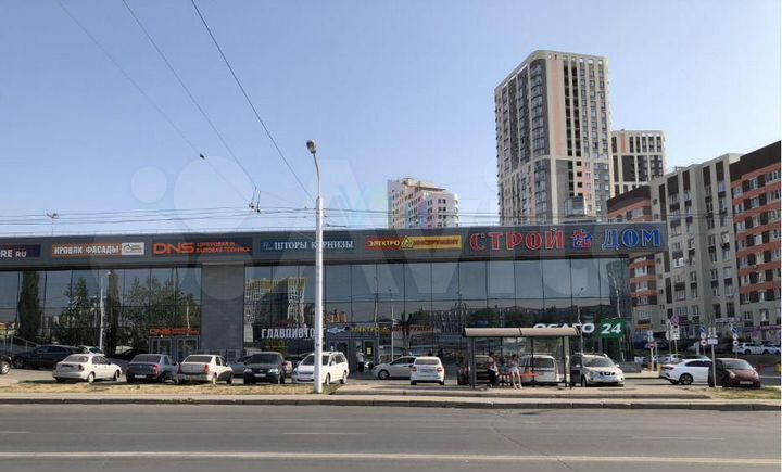 Магазин 717 кв.м на красной линии по Бакалинской