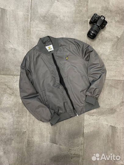 Бомбер Lyle Scott