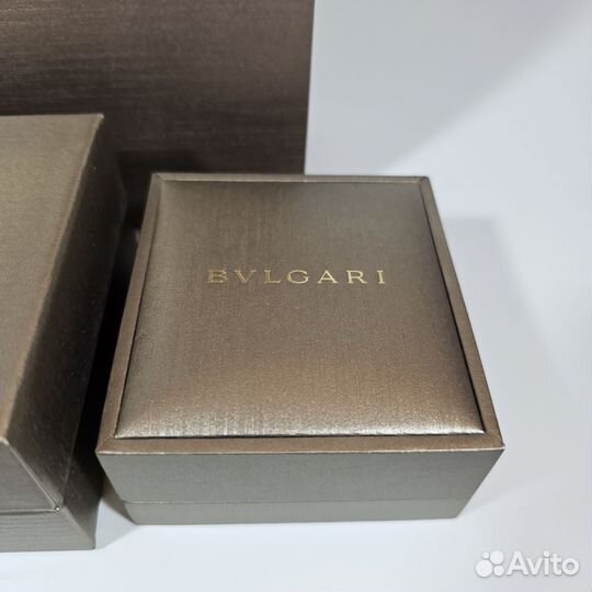 Коробка Bvlgari для сережек