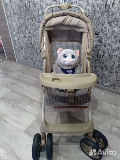 Прогулочная коляска