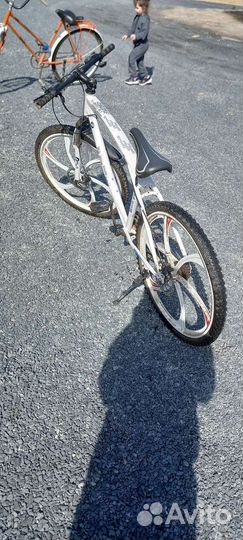 Велосипед бмв