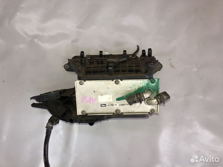 Впускной коллектор Volkswagen Passat caxa CAX 1.4