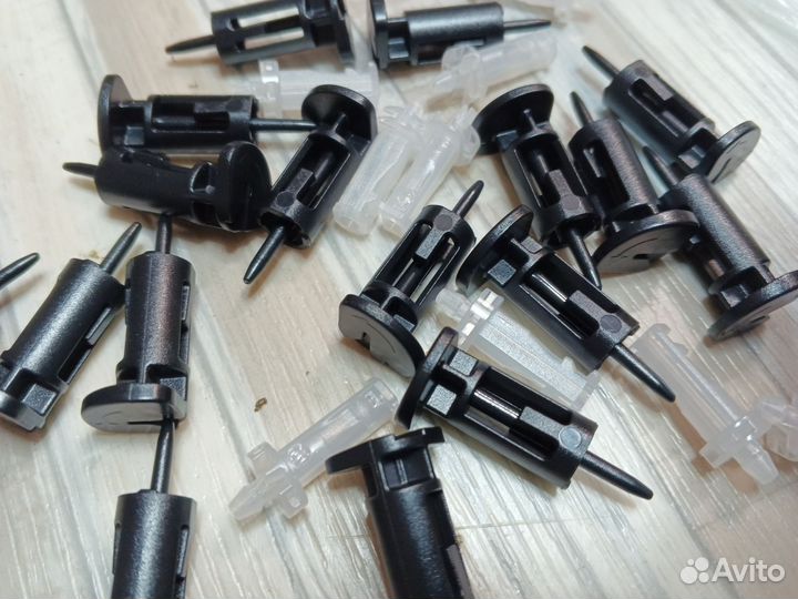 Клипсы крепления кулера intel