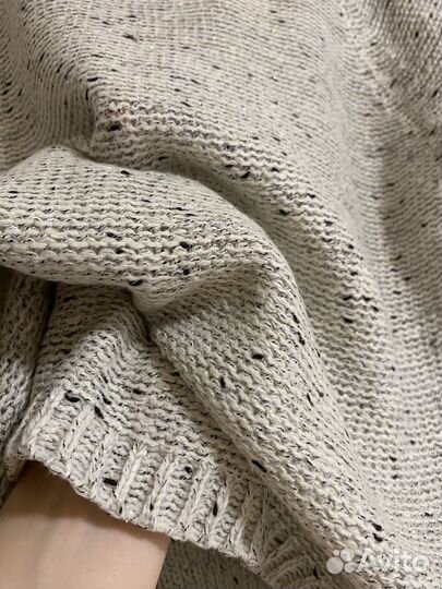 Свитер