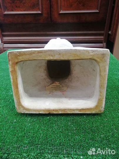 Бюст Ф. Энгельса