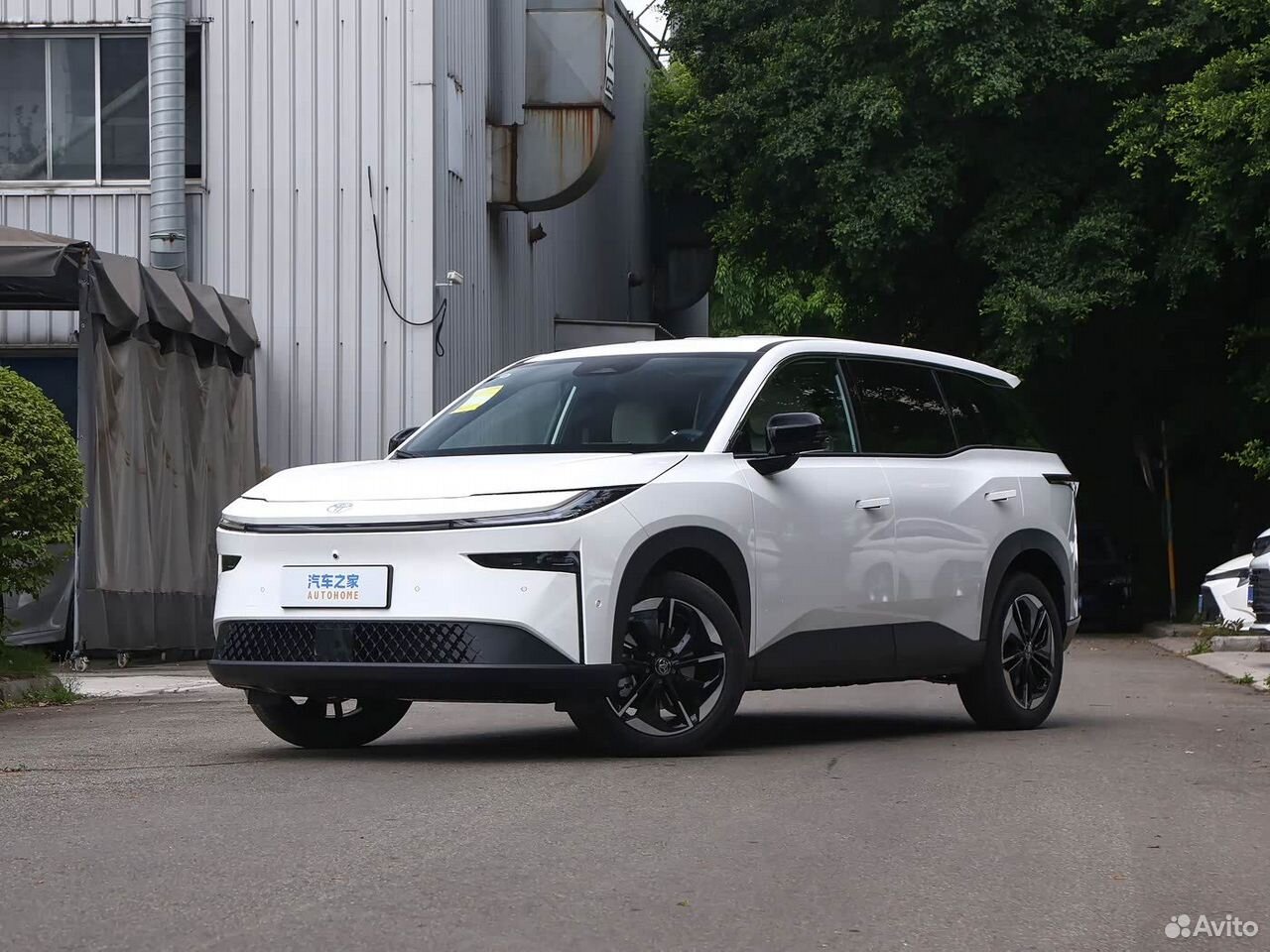 Toyota bZ3X AT, 2026