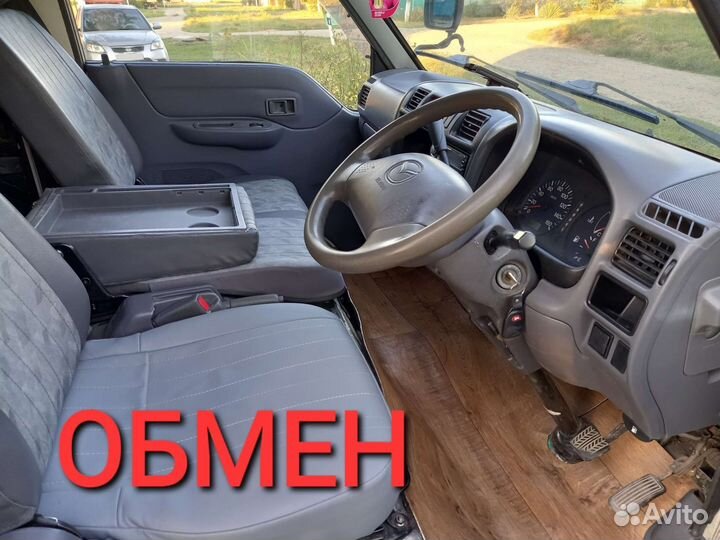 Mazda Bongo 2.0 AT, 2002, 180 400 км