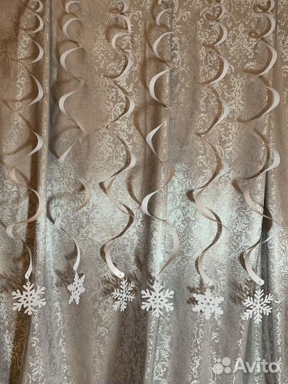 Дождик новогодний с декоративной подвеской