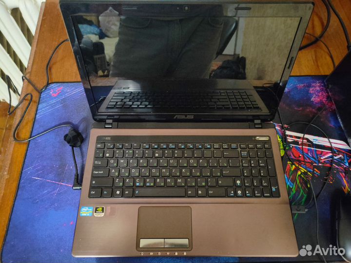 Ноутбук asus