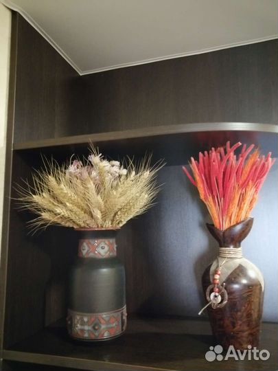 Вазы, ракушки, морские звезды