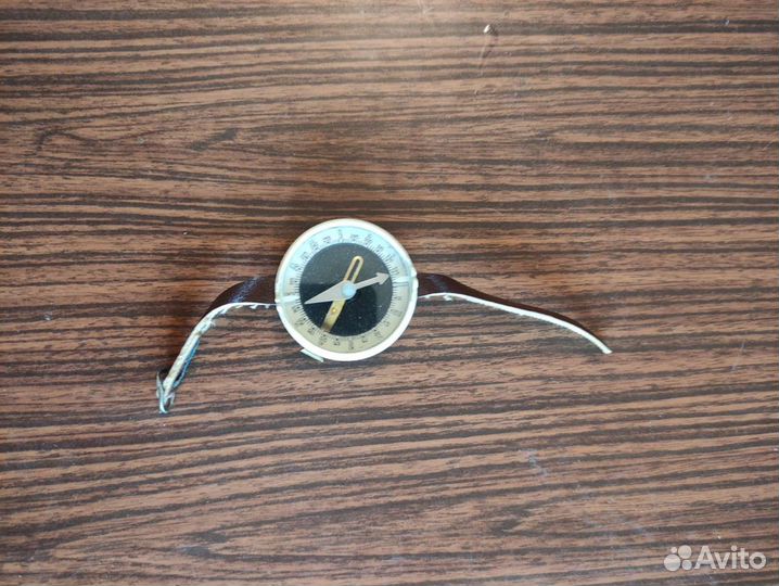 Наручный компас СССР