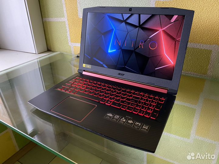 Acer Nitro V / Core i5-8300H / 16Gb / GTX 1050