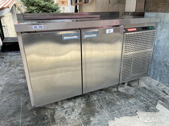 Холодильный стол-саладета