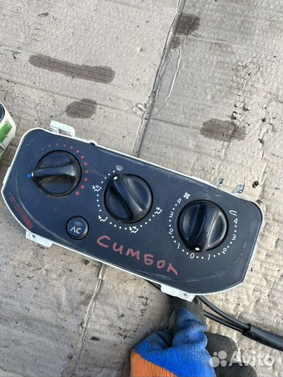 Блок управления печкой Renault Symbol