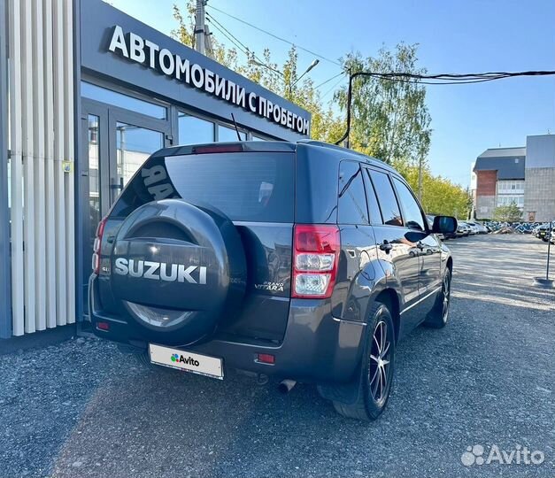 Suzuki Grand Vitara 2.4 AT, 2011, 260 100 км