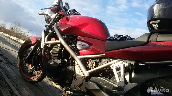 Suzuki bandit 400V