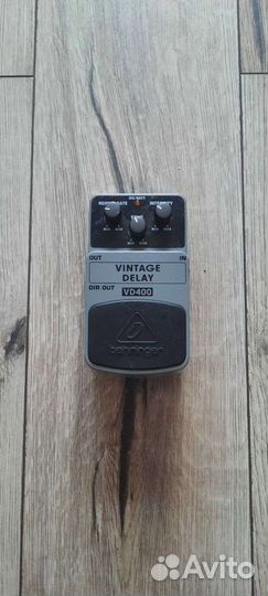 Педаль эффектов behringer