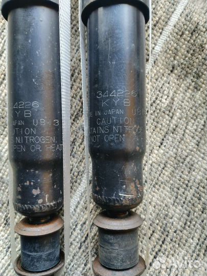 Амортизаторы задние пара Kayba Toyota Estima Emina