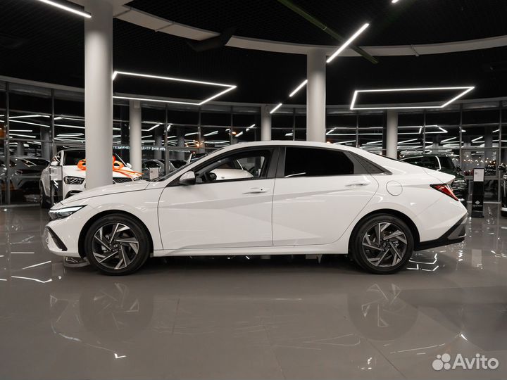 Hyundai Elantra 1.5 CVT, 2024, 123 км